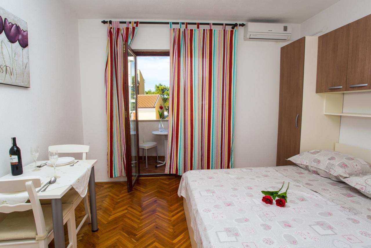 Apartments Zoran Promajna Quarto foto